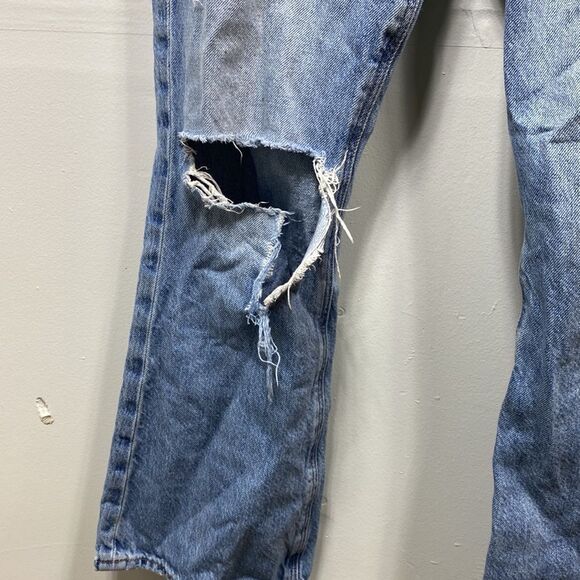 American Eagle Distressed Highest Rise 90s Flare Jeans Size 2 - Picture 6 of 7